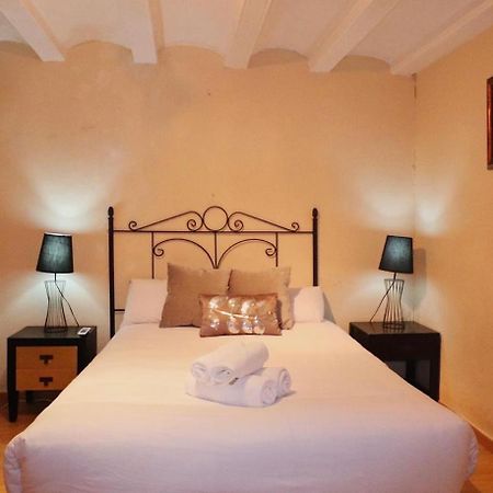 Private Rooms In City Center Barcelona Exterior foto